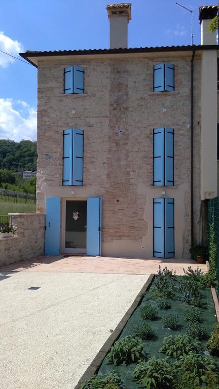 Готель Casa Daisy Paderno del Grappa Екстер'єр фото