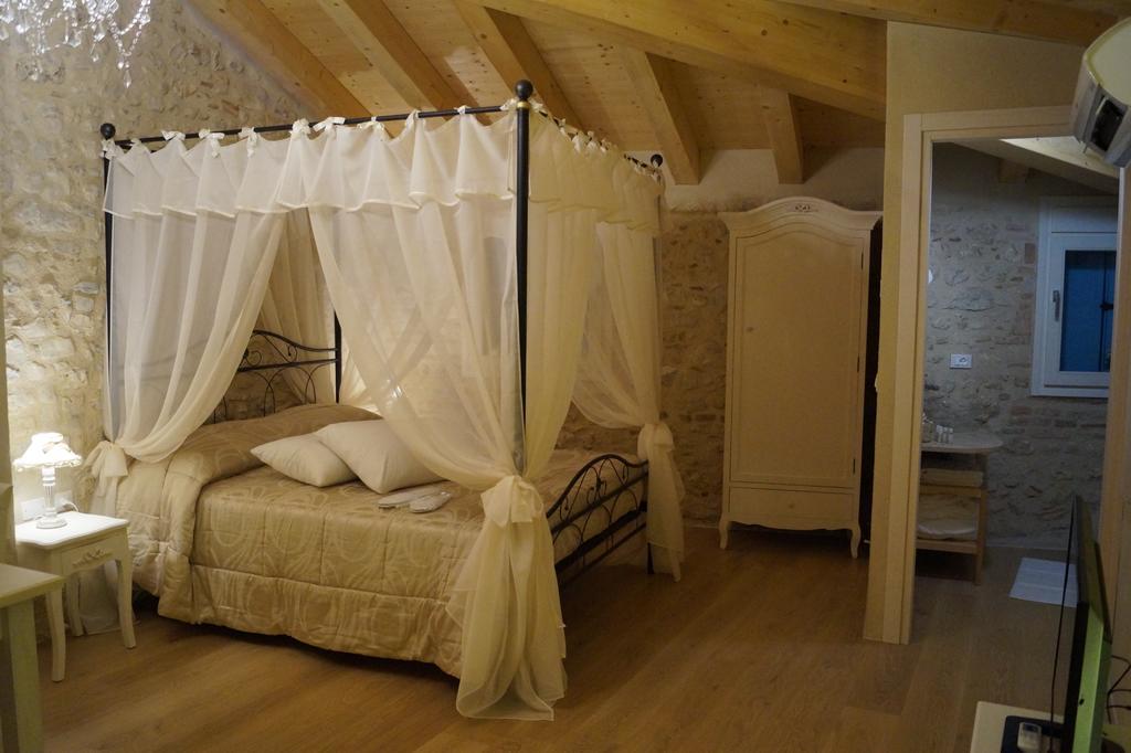 Готель Casa Daisy Paderno del Grappa Екстер'єр фото