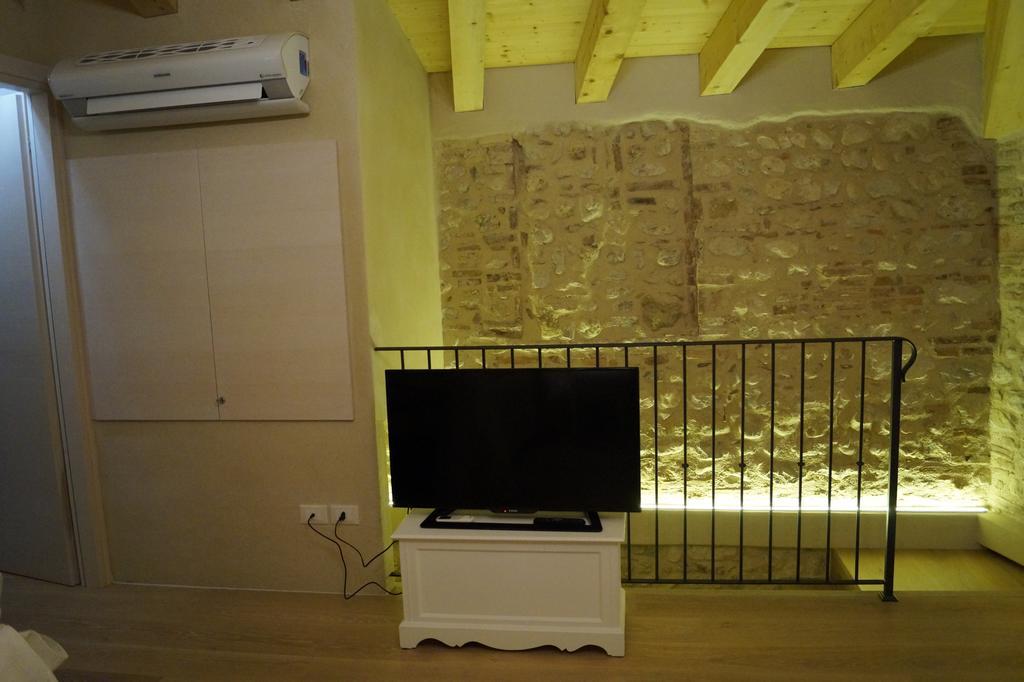 Готель Casa Daisy Paderno del Grappa Екстер'єр фото