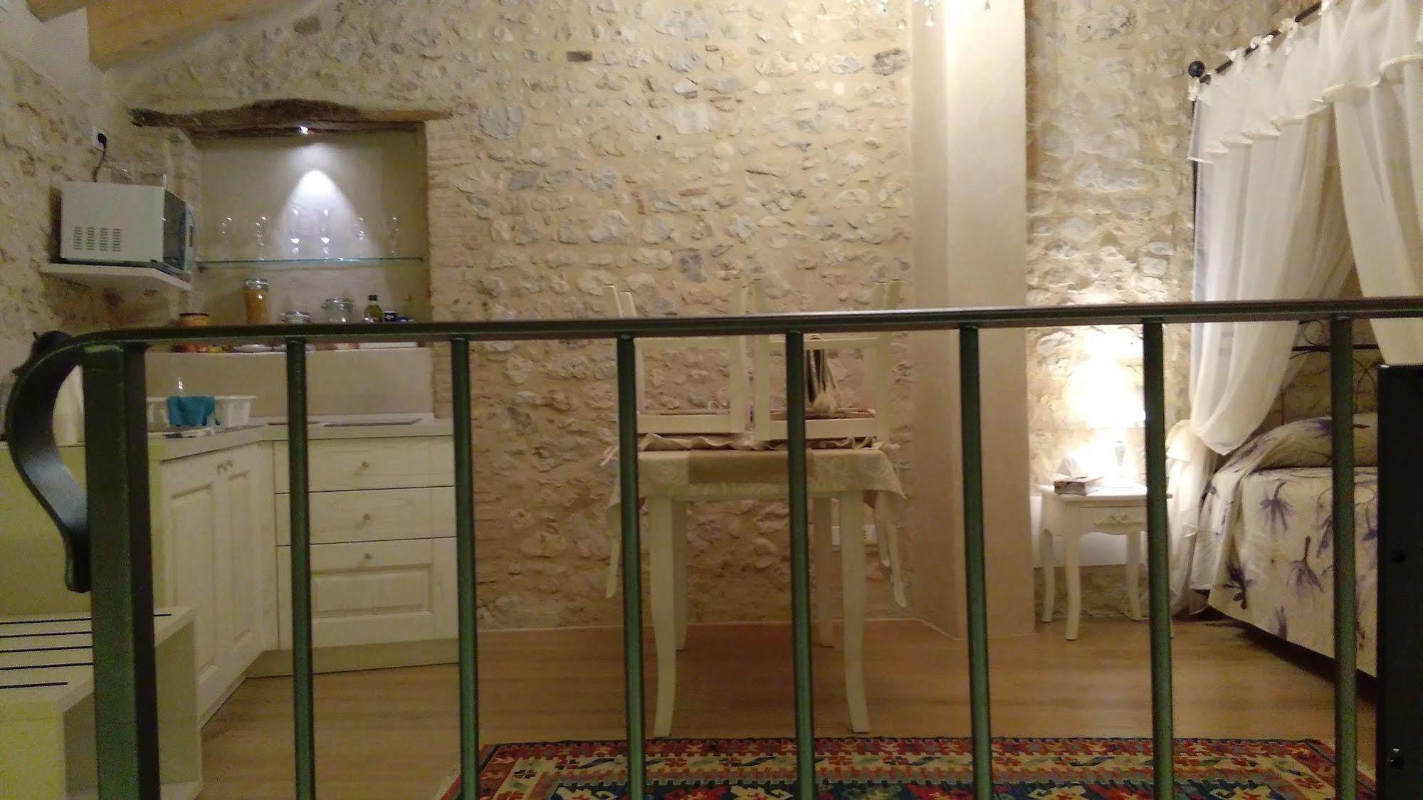 Готель Casa Daisy Paderno del Grappa Екстер'єр фото